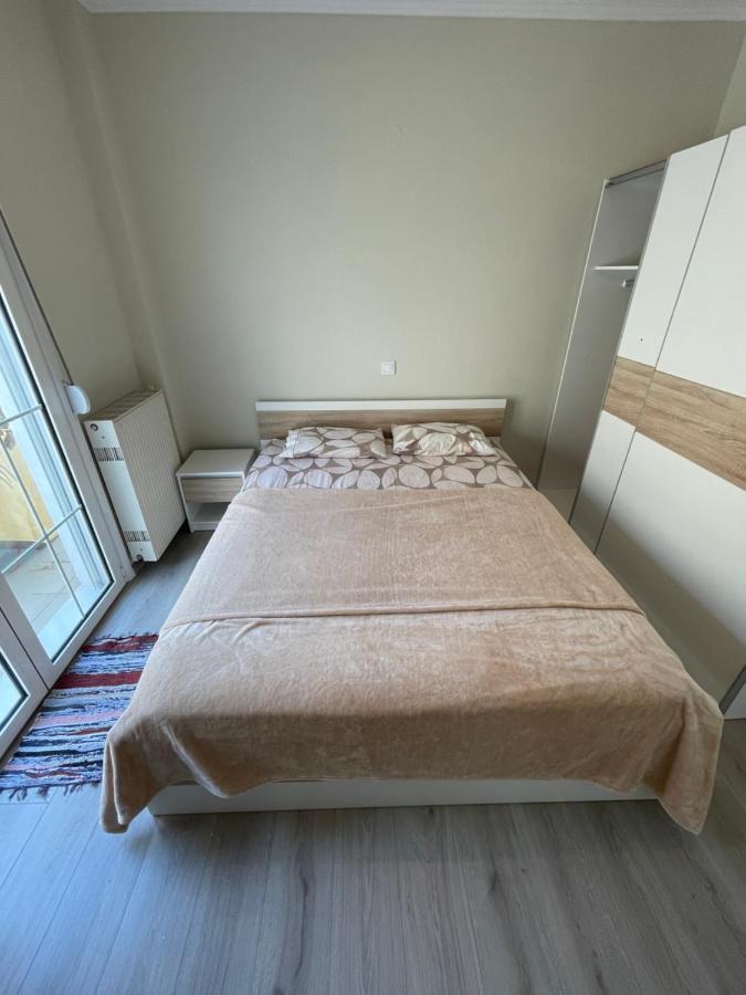 2-Bedroom Luxury Family Home Флогита Экстерьер фото