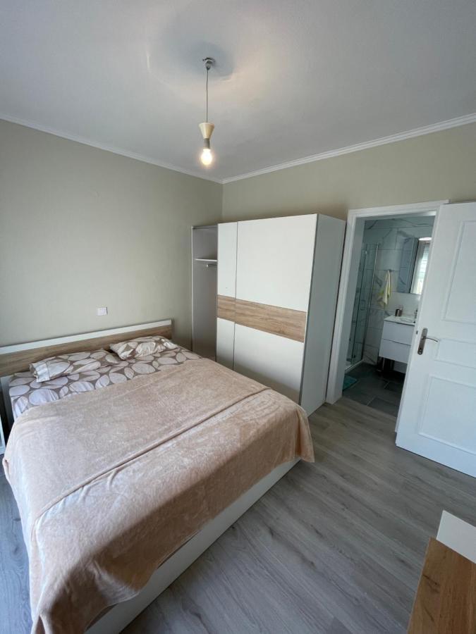 2-Bedroom Luxury Family Home Флогита Экстерьер фото