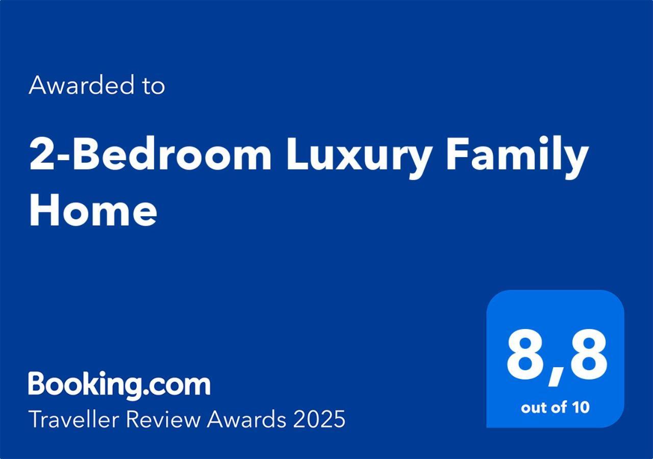 2-Bedroom Luxury Family Home Флогита Экстерьер фото